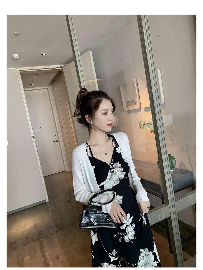 2020 Summer Korean Midi Backless Spaghetti Strap Beach Dress