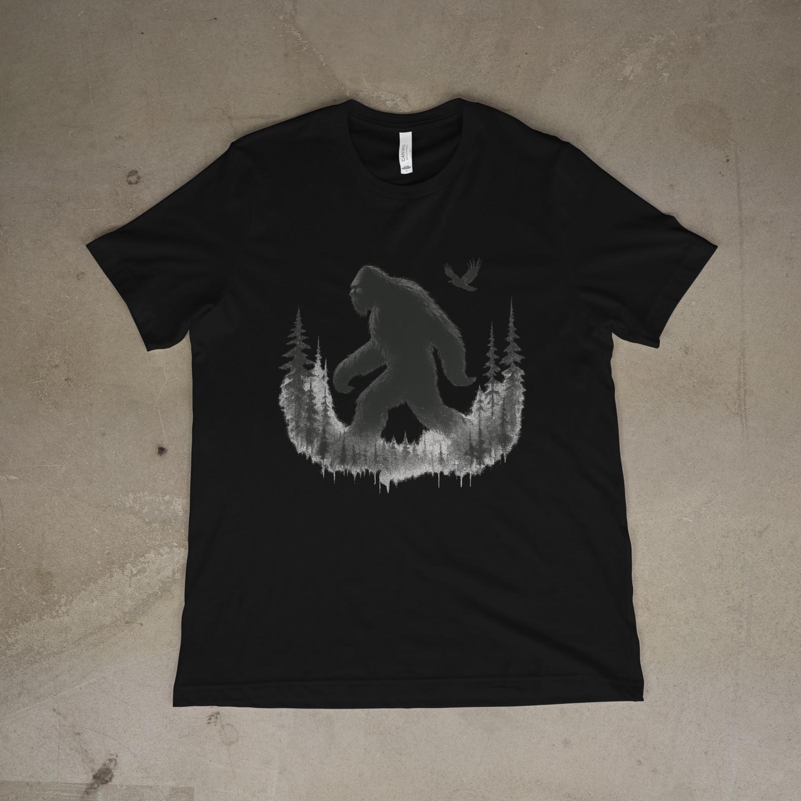 Bigfoot Silhouette Forest Night Sasquatch Outdoor Adventure Graphic T-Shirt L