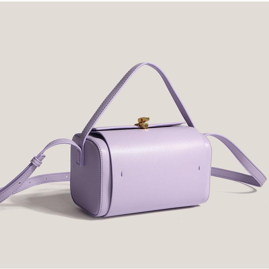 Sac boîte Boston violet framboise nouvelle mode portable petit carré design de niche cuir épaule bandoulière