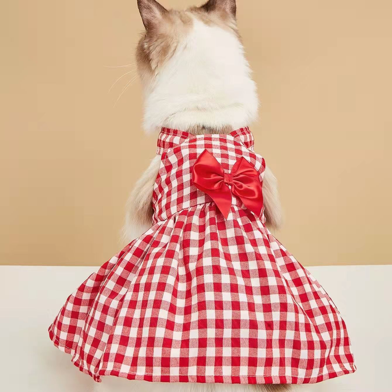 

Spring, Summer and Autumn New Dog Skirt Bow Dress Wedding Dress Pet Cat Clothes Teddy Small Medium Dog XS