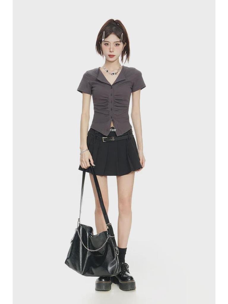 Chic V-Neck Slim Fit Short-Sleeve T-Shirt: Trendy Hot Girl Style