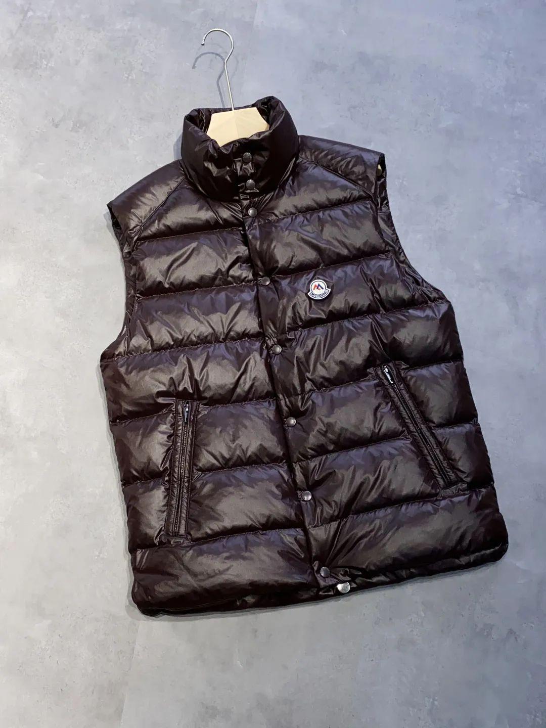 

Мужской утепленный водонепроницаемый ветрозащитный пуховый жилет - Модная зимняя куртка 2 [125-155] коричневый