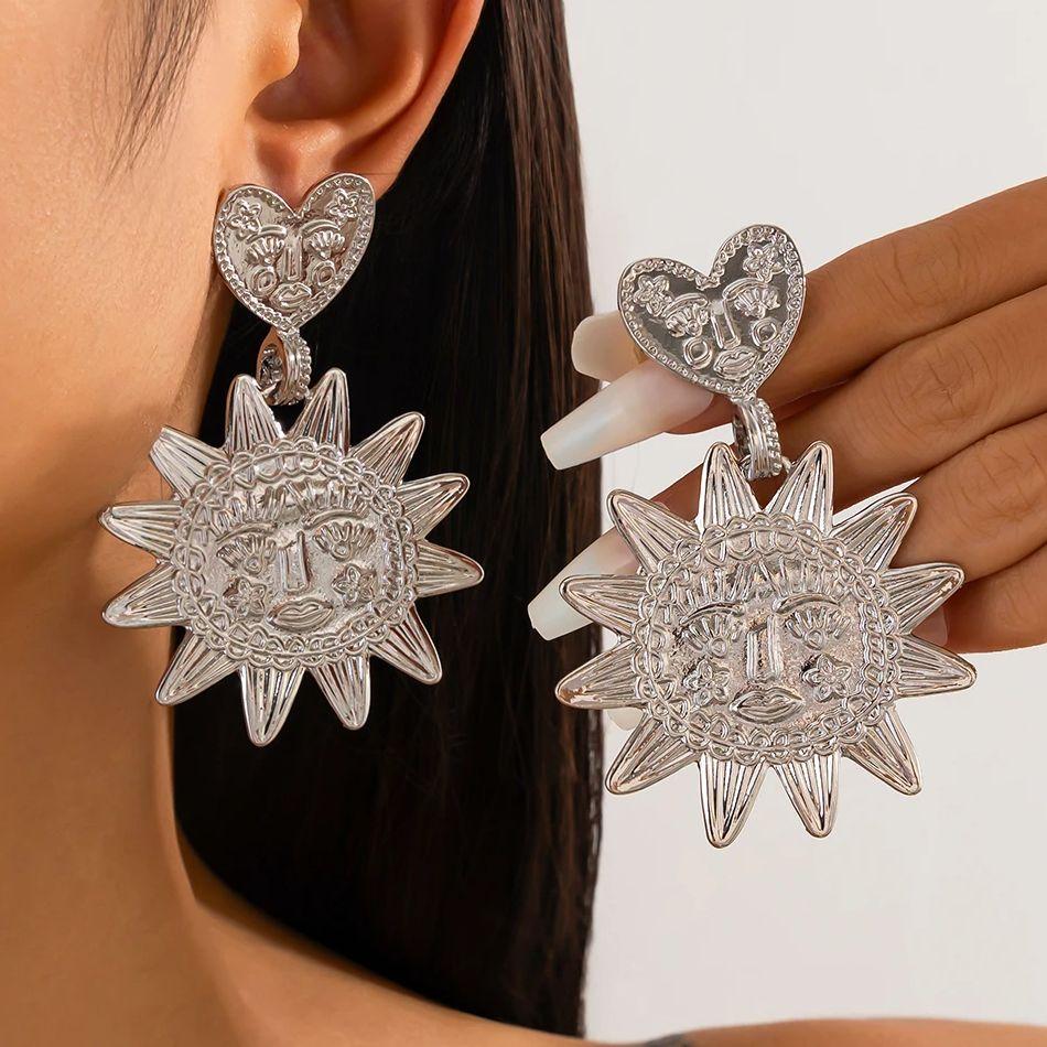 PuRui Punk Gold Color Wear Space Ear Studs for Women Creative Facial Sunflower Pendant Exaggerated Zircon Accessories Gift New