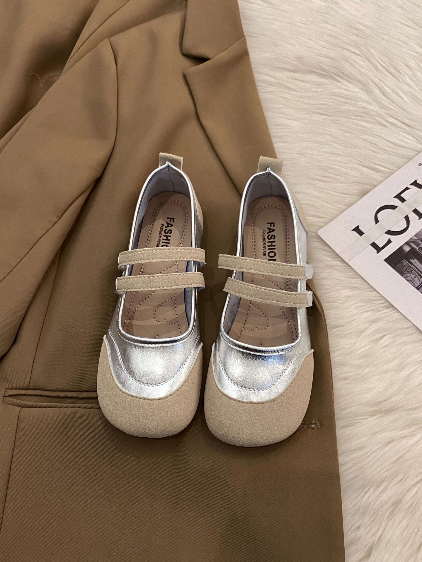 

Большой размер Мэри Джейн с мелким вырезом, повседневная обувь на плоской подошве, женская обувь 2025 весна, нишевая новинка на липучке 42