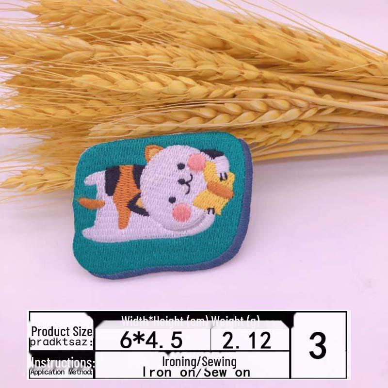 Yixiu Kitten Cartoon Embroidery Patch for Clothing Decoration