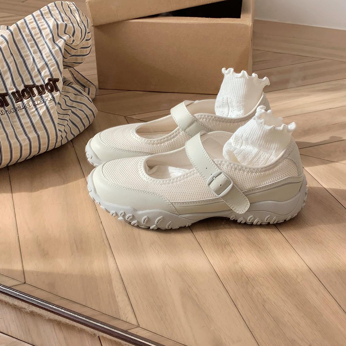 

Виноградная студия motherlee высота увеличена на 5 см~ круглый заостренный дышащая сетчатая поверхность слово с мелким вырезом повседневные туфли Мэри Джейн 35 белый