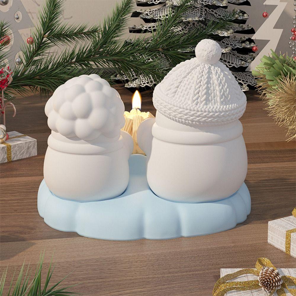 4pcs/set 3D Snowman Candle Mold Soft Chocolate Candy Mold Crafts Gypsum Mold  for Christmas Party