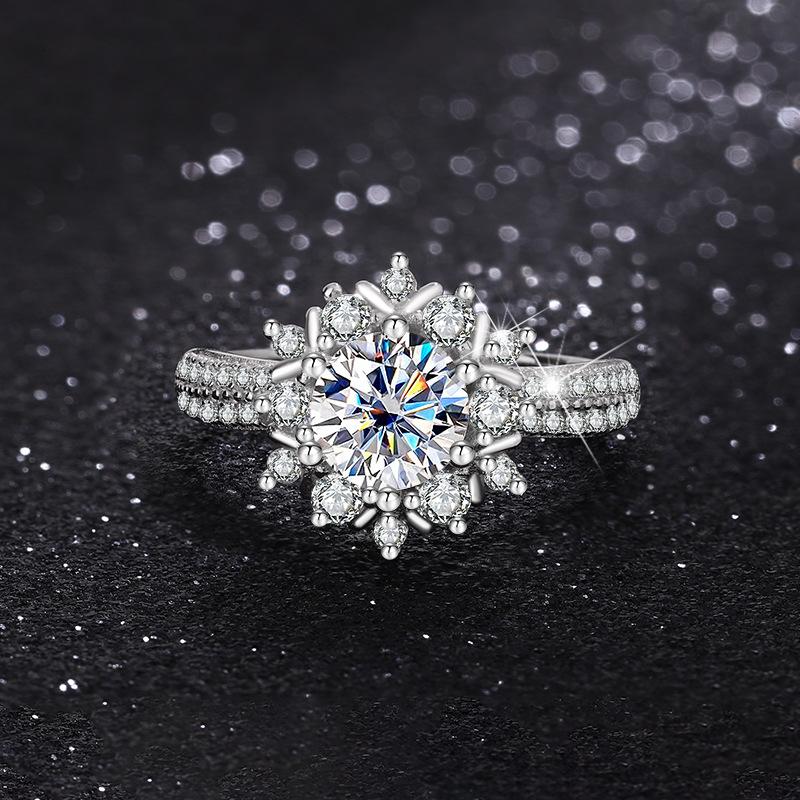 TrumiumColor VVS1 Moissanite Rings for Woman Brilliant Diamond S925 Sterling Silver Wedding Jewelry Ring with Certificate