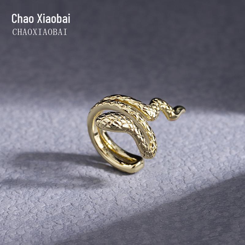 

S925 Sterling Silver Snake Ear Cuff for Women, No Piercing Needed, Stylish Ear Clip for a Fashionable Look, 2022 Trendy Design. Copper Plated with Platinum (Single)