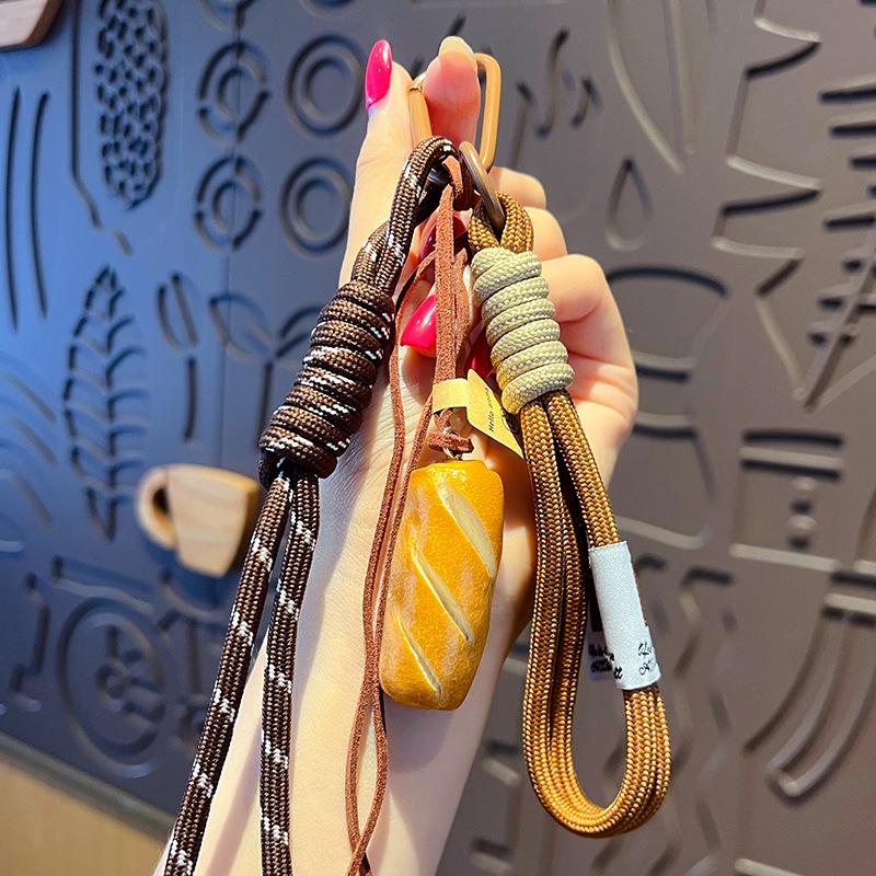 Creative Miu-Style Lye Bread Keychain: Cute Handcrafted Couple Pendant, Small Gift