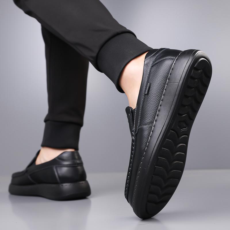 Fashion Hot Sale Walking Shoes Handmade Moccasins New Leather Mens Loafers Breathable Summer Slip on Flats Man Casual Leather Footwear