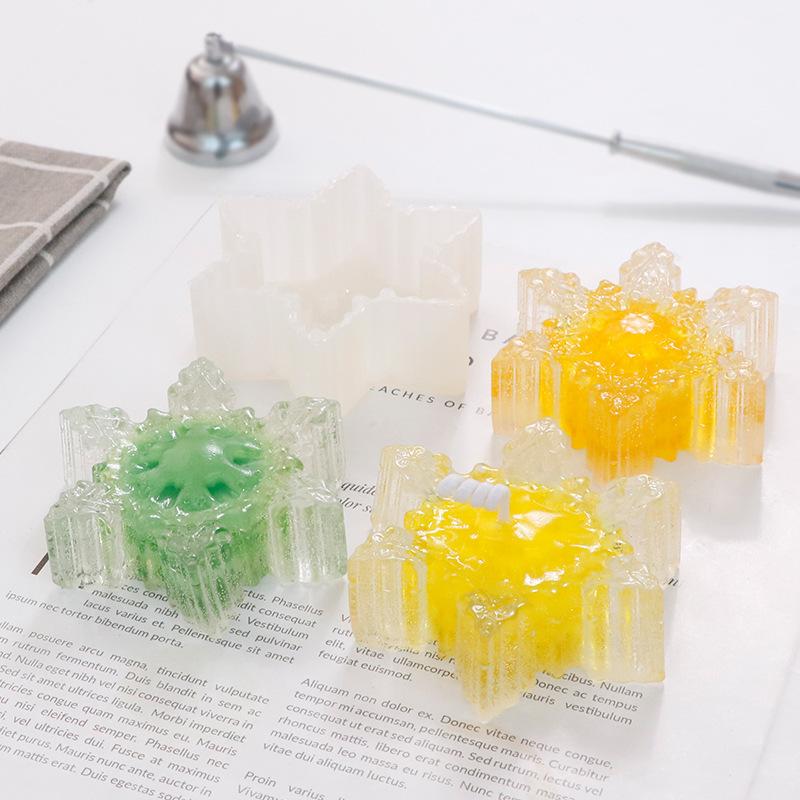 Beautiful Snowflake Silicone Candle Mold Multi Style Christmas Tree Gypsum Resin Soap Ice Chocolate Baking Mould Home Decor Gift