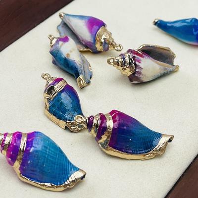 10Pcs, Natural Dyed Conch Shell Zinc Alloy Golden Rim Pendant Charms for Jewelry Making DIY Necklace Accessories, Summer Holiday Gifts for Men Women