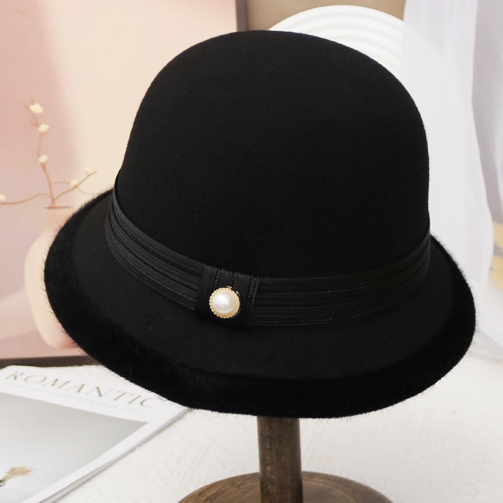 2025 New Hat Women's Autumn and Winter Wool British Style Bucket Hat Fashion Show Face Small Top Hat Versatile Basin Hat Tide