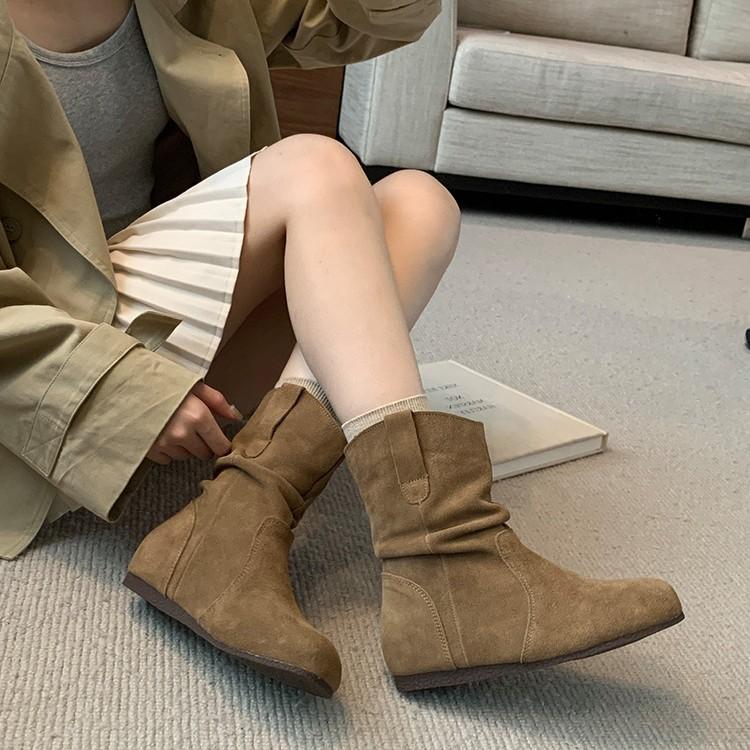 Soft Leather Retro Pleated Piled Boots Women's 2025 New Spring and Autumn Single Boots Medium Tube Thin Western Cowboy Soft Leather Short Boots