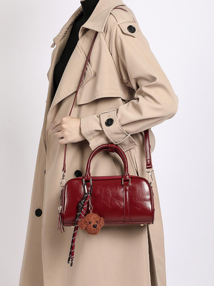 Red Square Women's Pillow Handbag - 2025 Autumn/Winter Korean Casual Shoulder Crossbody