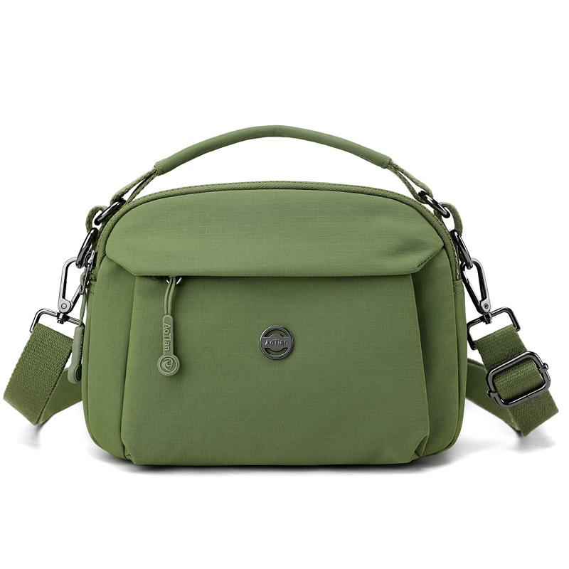 

Женская наплечная сумка многослойная легкая нейлоновая сумка светло-зеленый