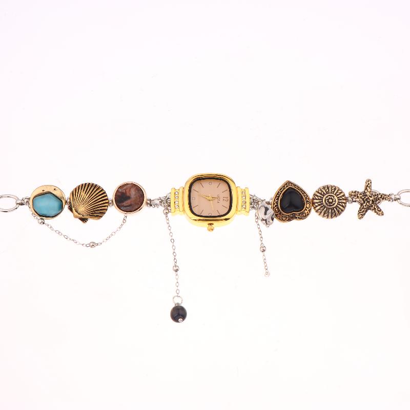 Fashion New Punk Watch Pendant Necklace For Women Retro Elegant Trendy Choker Exaggerated Party Jewelry Accessories Gift