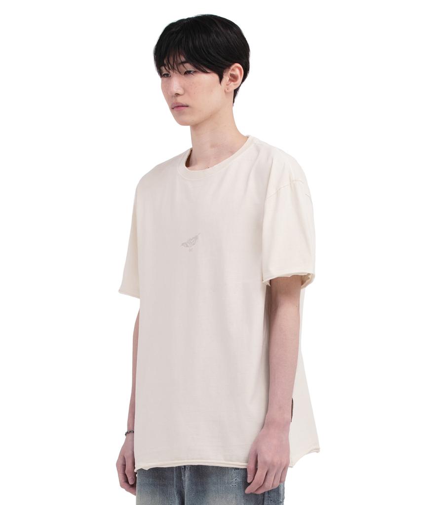Depeugameoncheu Feather Devil T-Shirts