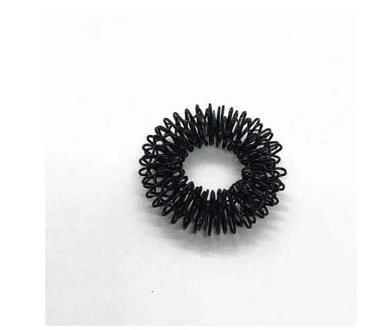 100 pezzi/lotto mini gadget massaggiatore per dita a molla relax Diametro 27 mm Anelli Massaggiatori Agopuntura Massaggiatore per Dita 6 colori a scelta