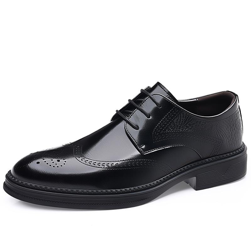 Fashion New Soft Comfort Baroque Brand Carved Oxford Shoes Non Slip Flat Bottomed Pointed Tip Men Office Business Quality Oxford Shoes