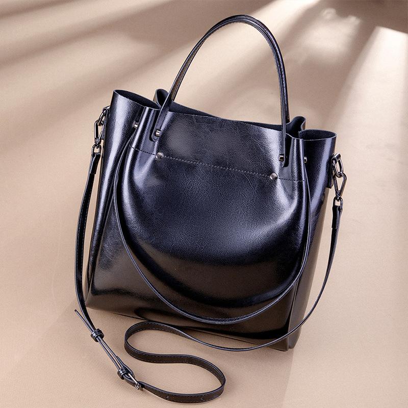 New Summer Commuter Tote Bag Large Capacity Bucket Bag One-shoulder Crossbody Bag