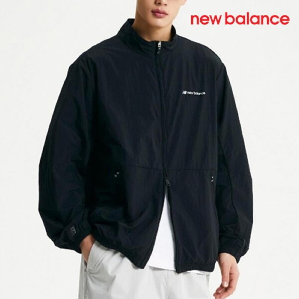 

New Balance Jacket D24 Nbnae2a013 19 Uni Ess Lightweight Windbreaker FREE/L