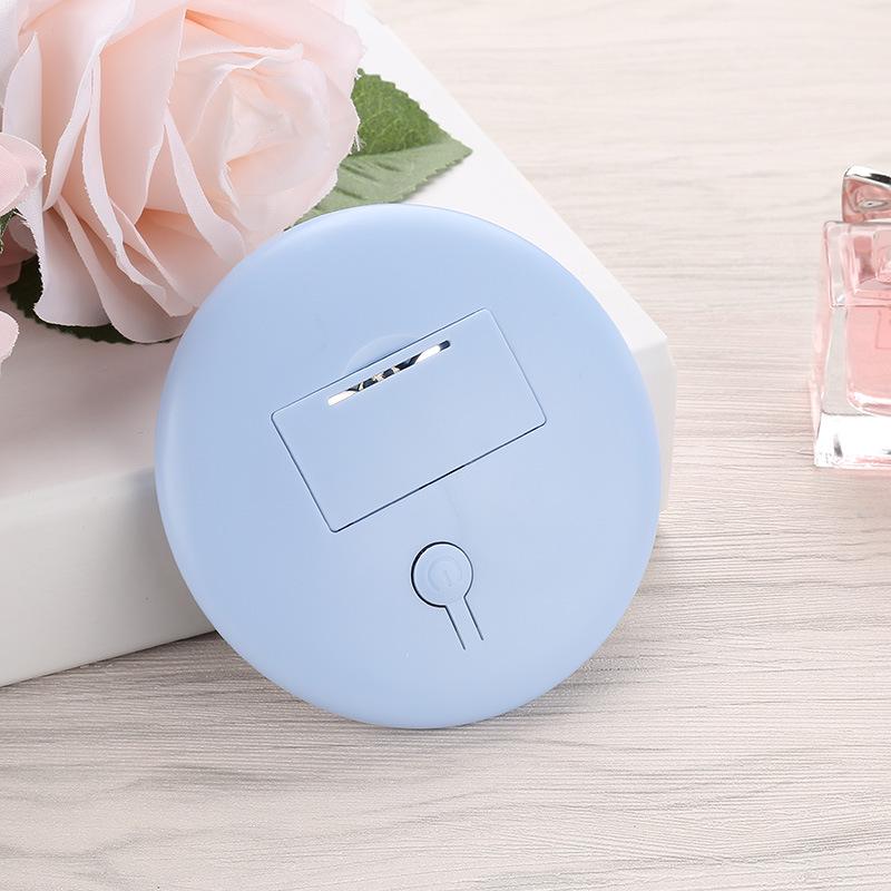 LED Light-up Round Mini Makeup Mirror - Portable Pocket Beauty Mirror 12 LED Light Round Folding Mirror небесно-голубой