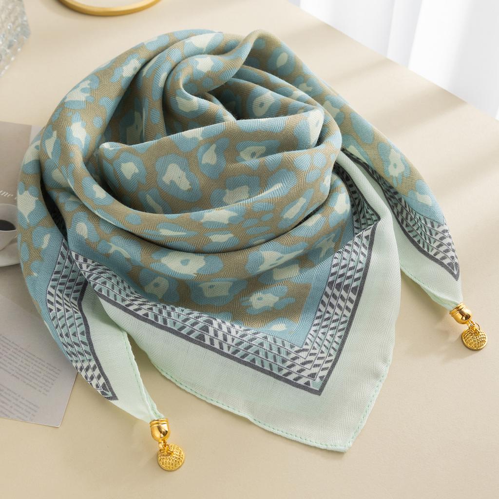 Winter Warm Scarves, Shawls, Classic Plaid Straps, Cardigans, And Warm Blankets For External Use