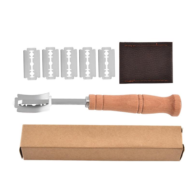 Brotritzmesser mit Holzgriff – Teigform- und Musterwerkzeug zum Backen