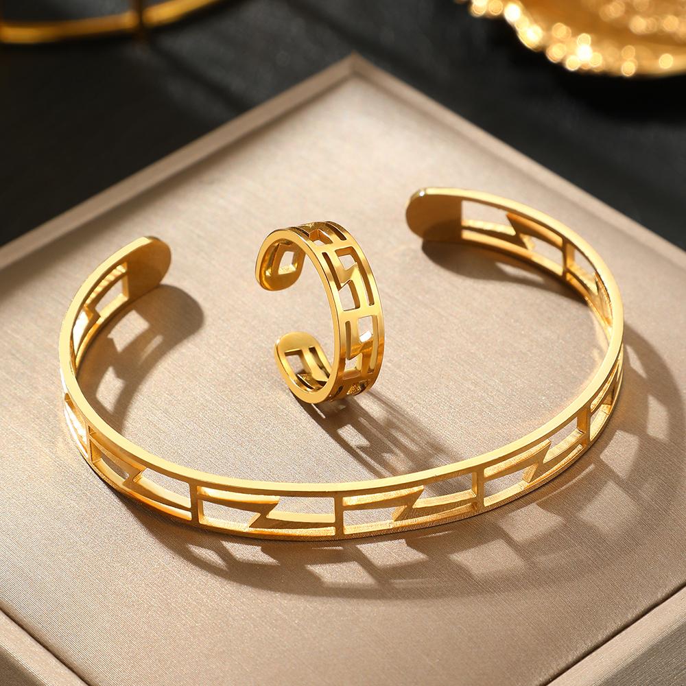 

Stainless Steel Zircon Set Fashionable and exquisite Hollow design Ring Bracelet Combination Zircon Set For Women Zircon Gift