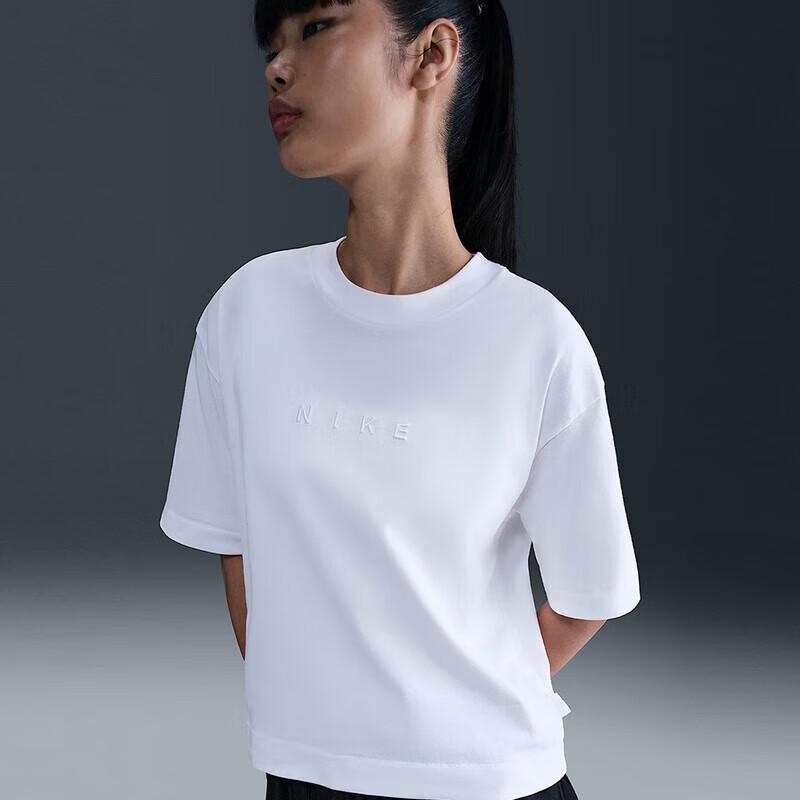 Nike Women s AS W NSW Luxe Short Sleeve Boxy Tee XS