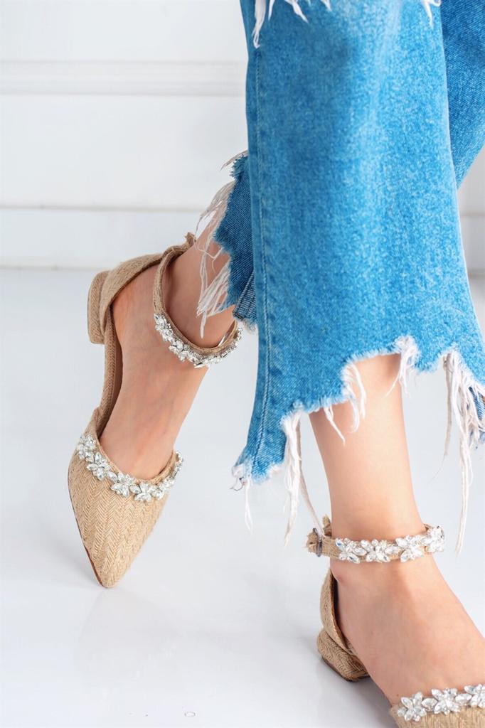 Women's Flat Shoes Belt Stoned Cream Ballerinas