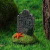 Halloween Graveyard Signs Tombstones Yard Signs, Realistic Outdoor Bonsai Scene Layout Lawn Decorations for Horror Party Garden Cracked Skull Decor
