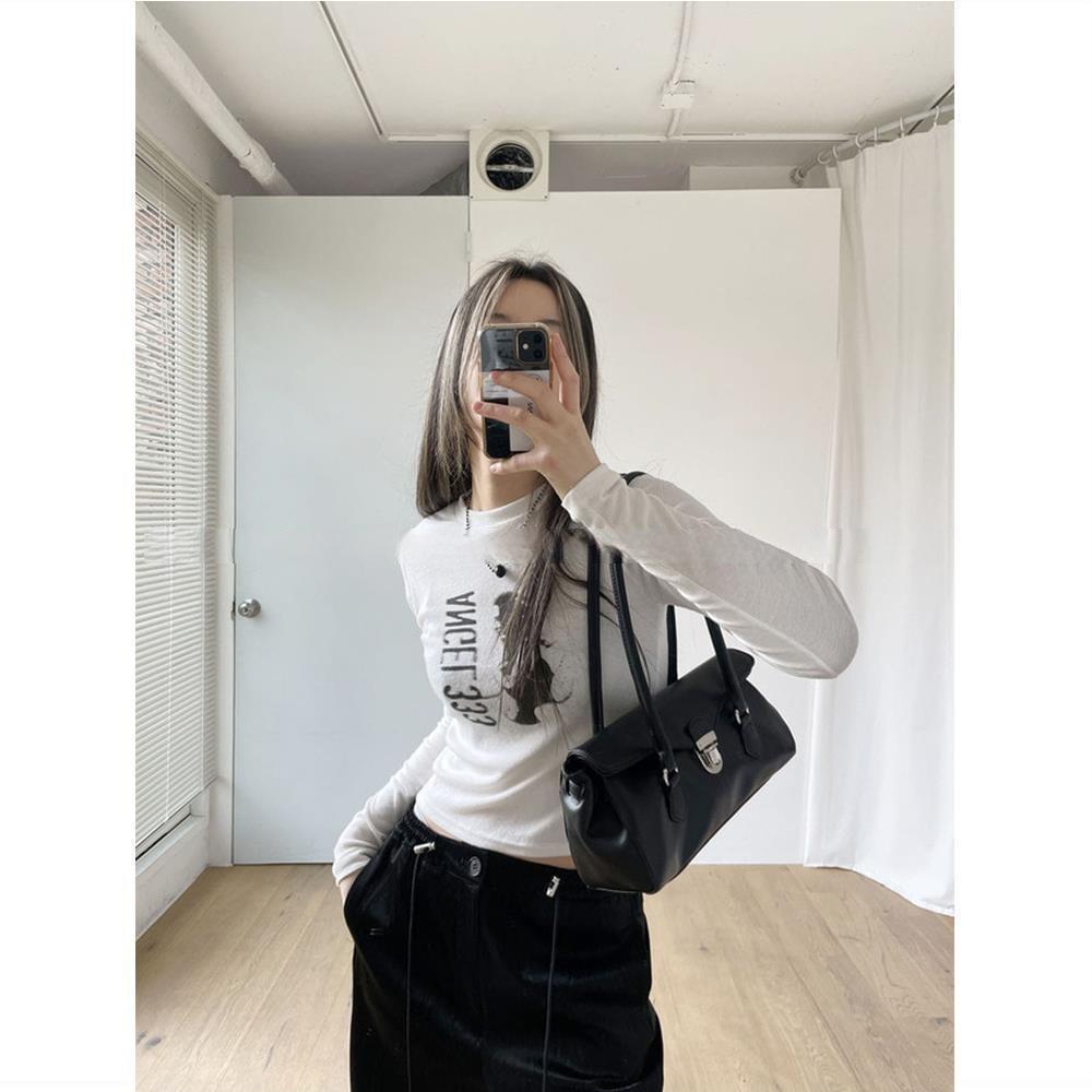 Vintage College Style Simple Shoulder Armpit Bag Premium Sense Niche Locomotive Bag