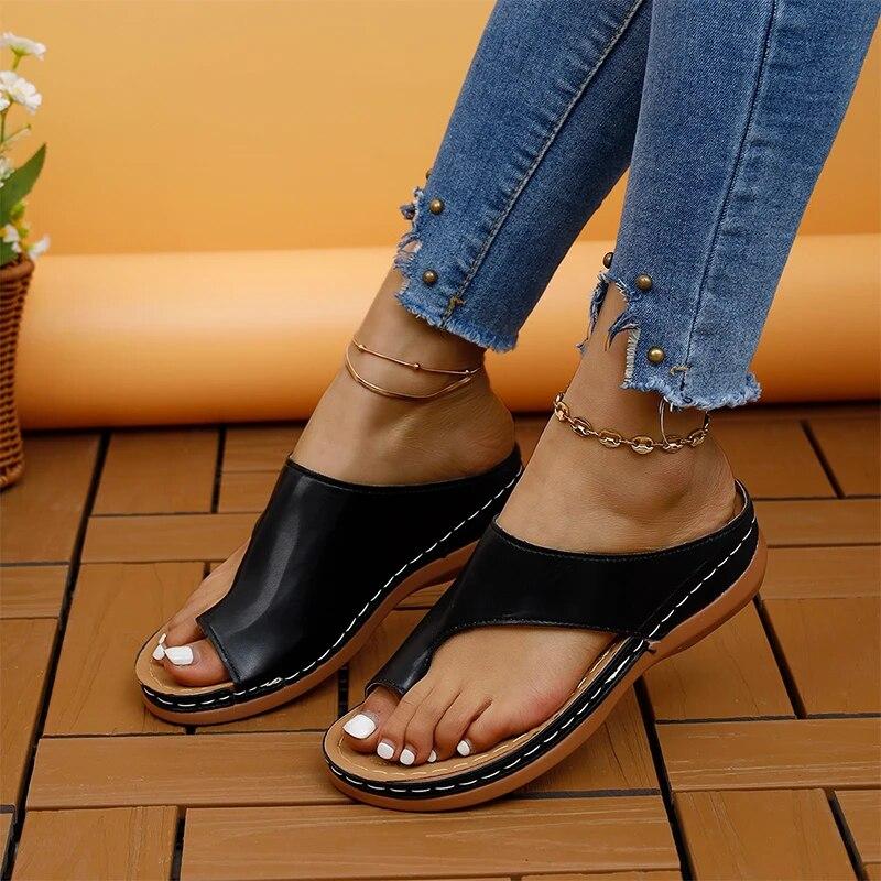 Frauen Clip Toe Flip-Flops Schuhe Hausschuhe Frauen Keile Plattform Sandalen Mode Lässig Strand Kleid Rutschen