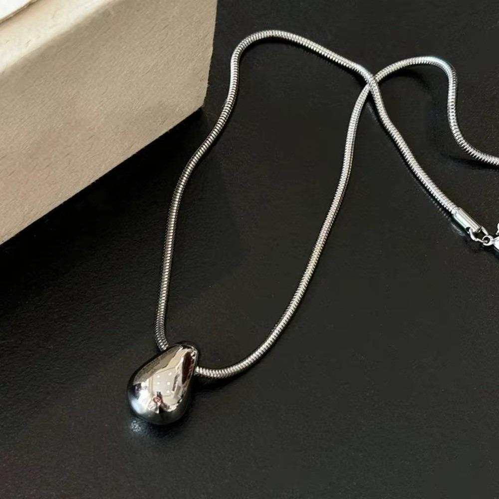 Silver Rope Clavicle Chain Zinc Zinc Alloy Heart Pendant Necklace Trendy Water Drop Necklace Autumn Winter Waterdrop