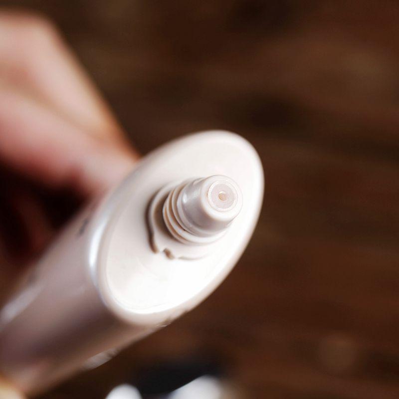 Xueyingzi Xueyan Pure White BB Cream: Oil-Control, Moisturizing, Long-Lasting, Strong Concealer, 60ml