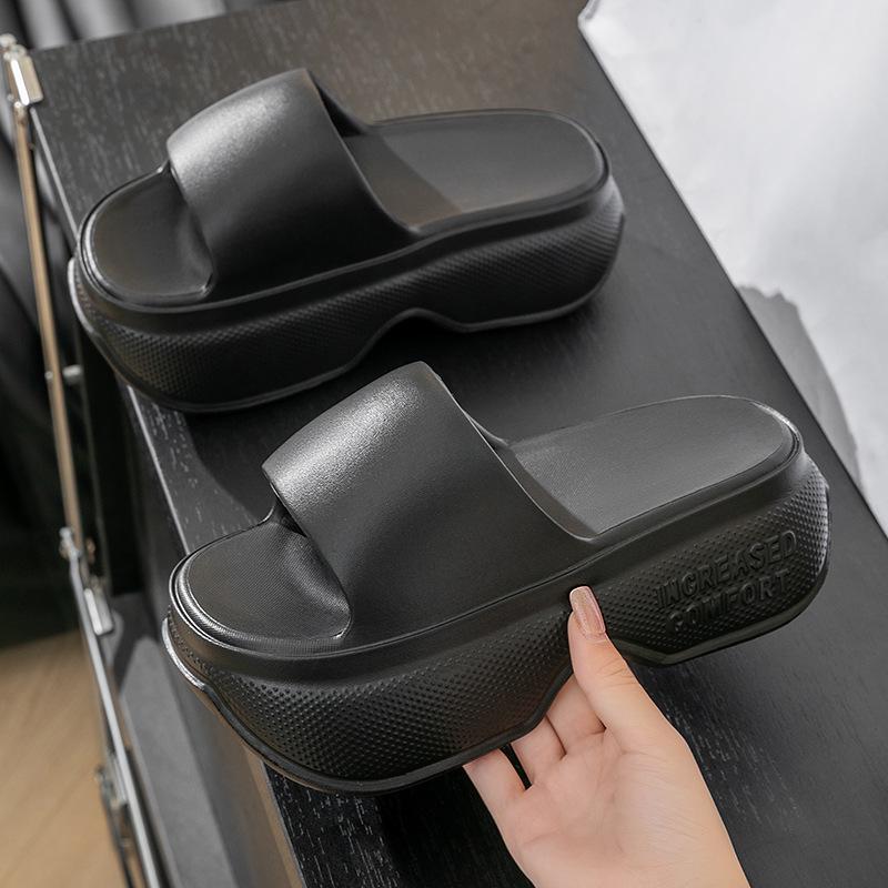 Women's 2024 Summer Thick-Soled Outdoor Fashion Slippers – Sponge Cake Comfort