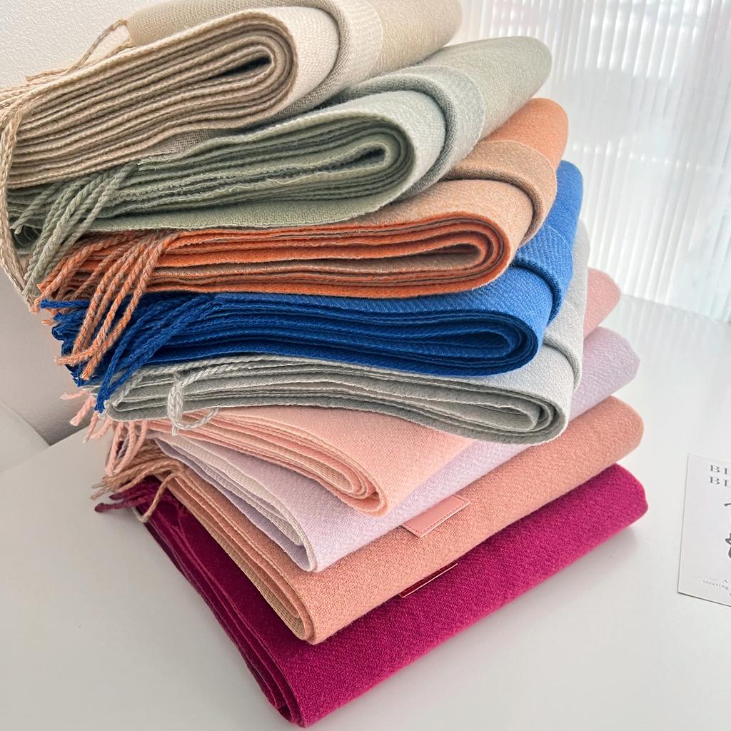 Solid color wool scarf shawl women's autumn and winter senior sense versatile fringed warm scarf couple student