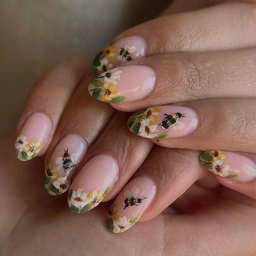 5D small fresh pastoral flower manicure sticker ins decorative nail sticker 3D three-dimensional light and thin fit manicure sticker