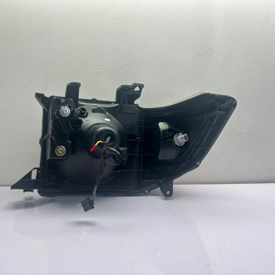 LED Projector Headlight Assembly for Land Cruiser LC71/76/78/79