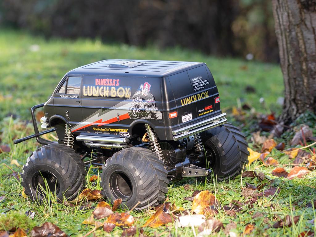 TAMIYA Electric RC Car Series Lunch Box Black Edition 58546 1/10 No.546 1/12