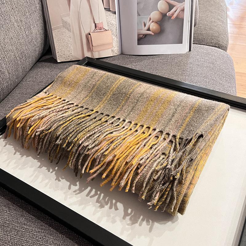 Autumn and winter new 100 wool scarf women's light luxury high-end plaid shawl versatile enlarged thickened warm scarf
