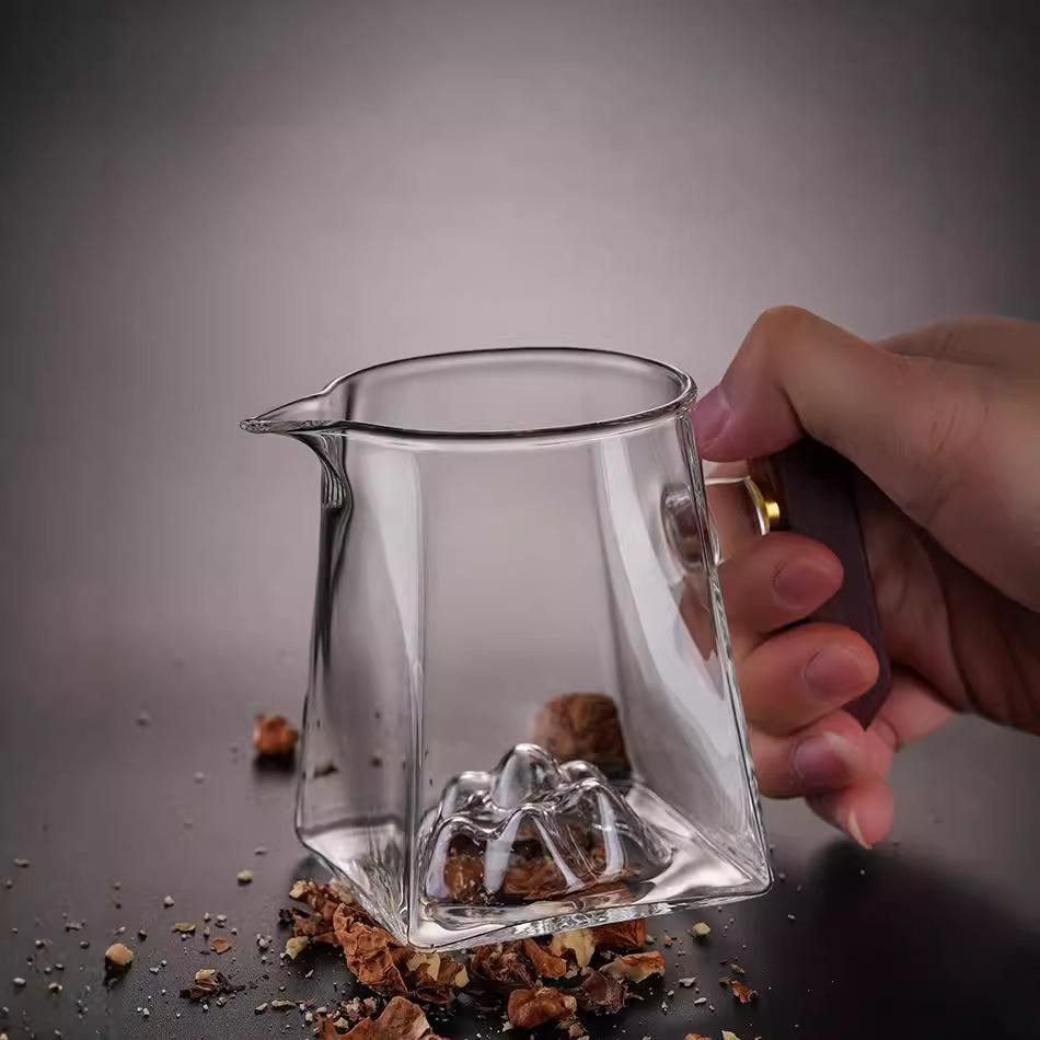 Wooden Handle Snow Mountain Fair Cup Household High Borosilicate Glass Tea Sea Tea Divider Square Glass Guanshan Cup