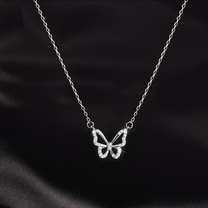 New Shiny Butterfly Necklace Ladies Exquisite Double Layer Clavicle Chain Necklace Jewelry for Ladies Gift