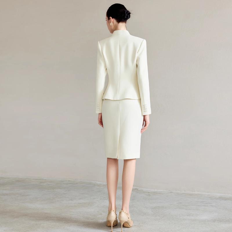 AD Women's Light-Colored Collarless Professional Suit Set - High-End Fashionable Formal Wear for Commuters