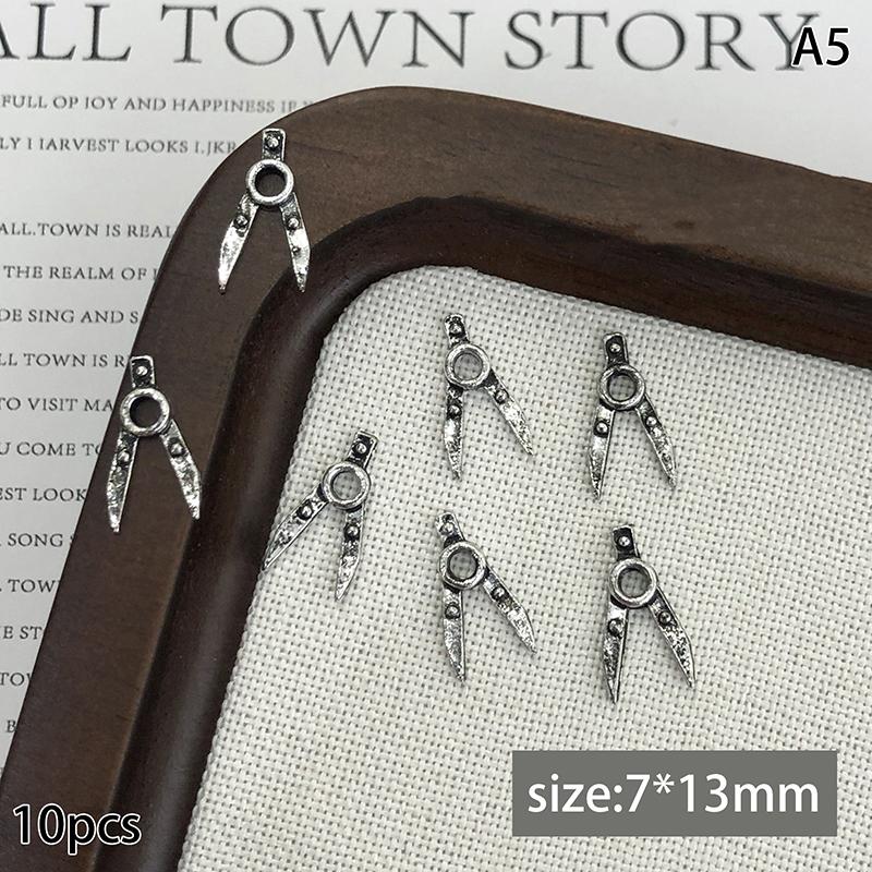 

10PCS Retro Manicure Decoration Supplies for Creative Nails Punk Style Heavy Metal Rock Nail Art Charms Alloy Accessories