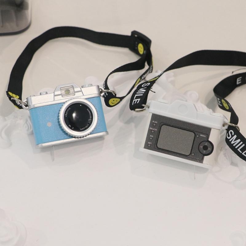 Smiling Face Camera Keychain With LED Light And Sound Effect Detail Creative Hanging Pendant For Parties Gifts