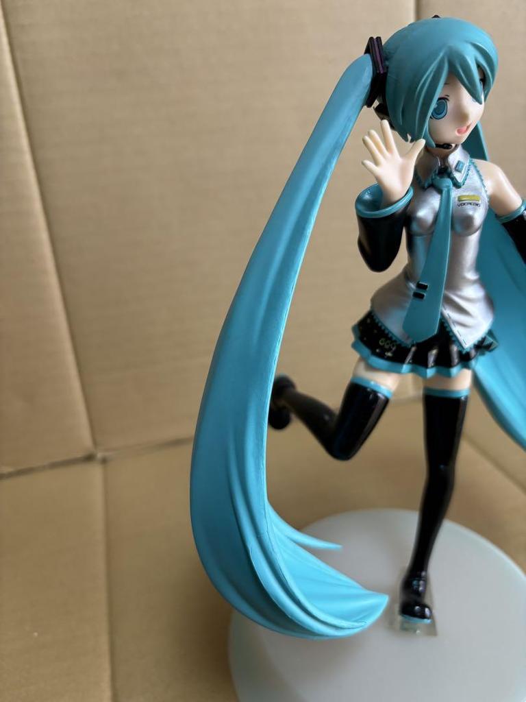 [USED] Popular Item Available At Reduced Price Hatsune Miku Premium Figure